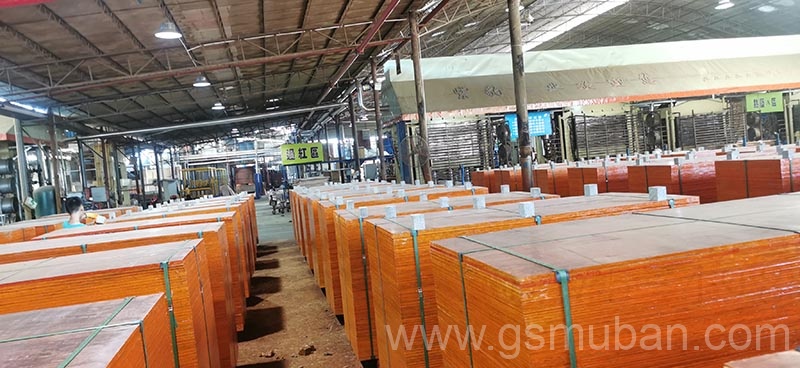 建筑小模板使用怎么維護(hù)?915×1830模板價(jià)格