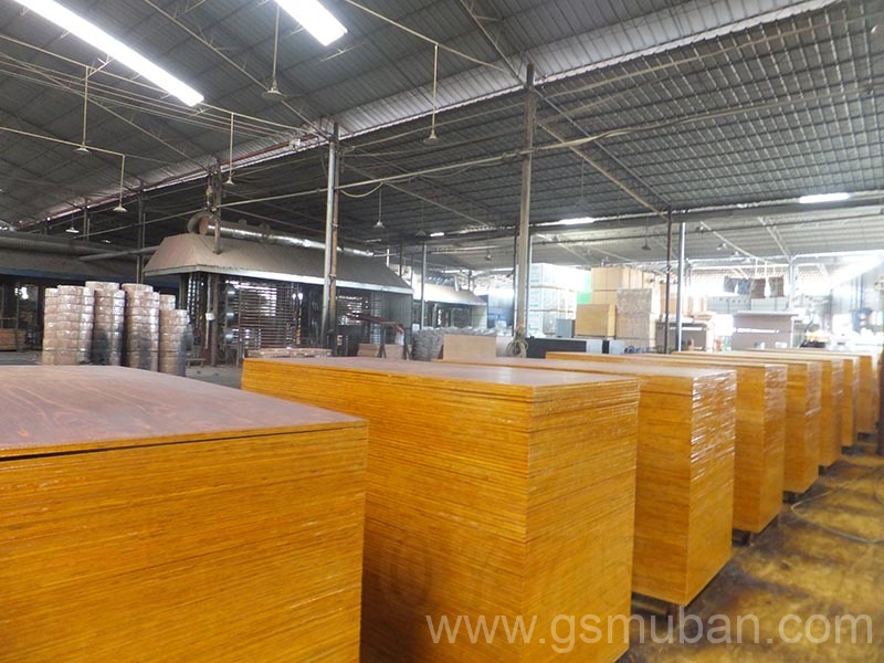 建筑工地的模板保養(yǎng)方法 養(yǎng)護(hù)技巧 建筑工地的模板保養(yǎng)方法 養(yǎng)護(hù)技巧