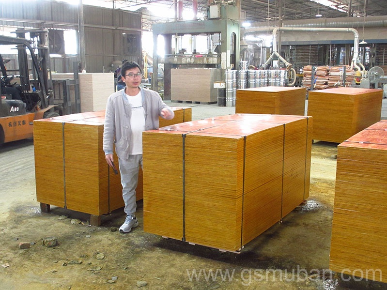 建筑松木模板生產(chǎn)廠家有哪些？