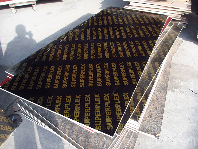 為什么建筑覆膜板比紅板使用次數(shù)多，很多人還是選紅板