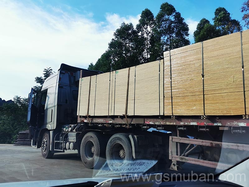 廣西層層過膠模板廠哪里有？90%人不知道這個(gè)廠